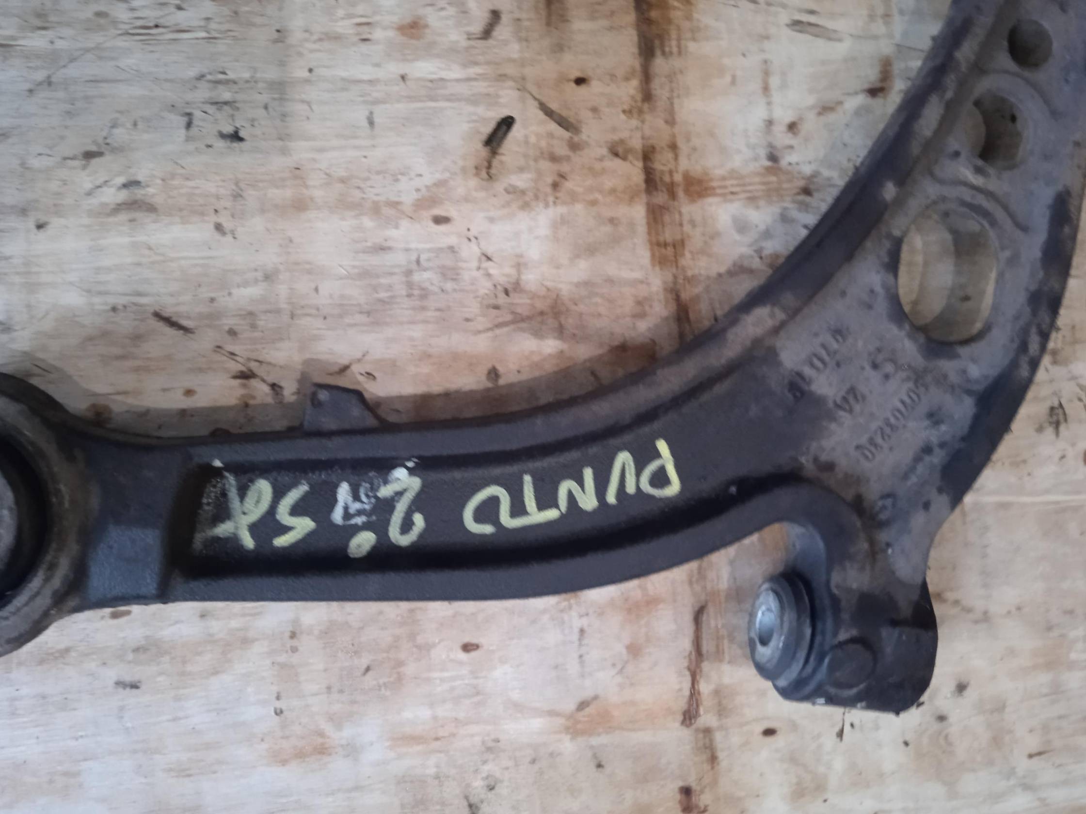 Braccio oscillante sosp. ant. sx.